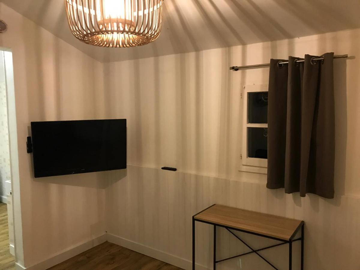 Appartement Entre Ocean Et Montagne 15Bis Avenue De Montbrun Англе Екстериор снимка